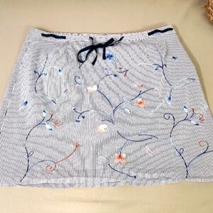 Talbots Blue and White Embroidered Mini Skirt Size 20W